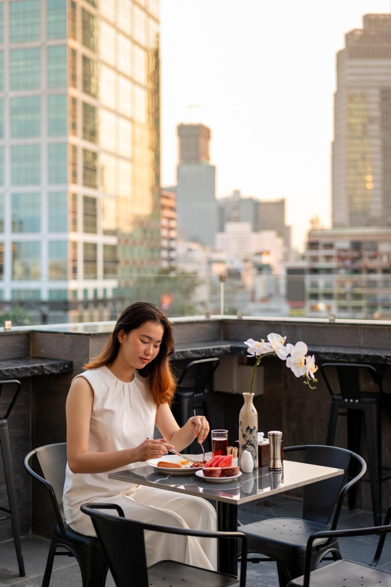 Hato Saigon Boutique Hotel & Rooftop Hô Chi Minh-Ville Extérieur photo