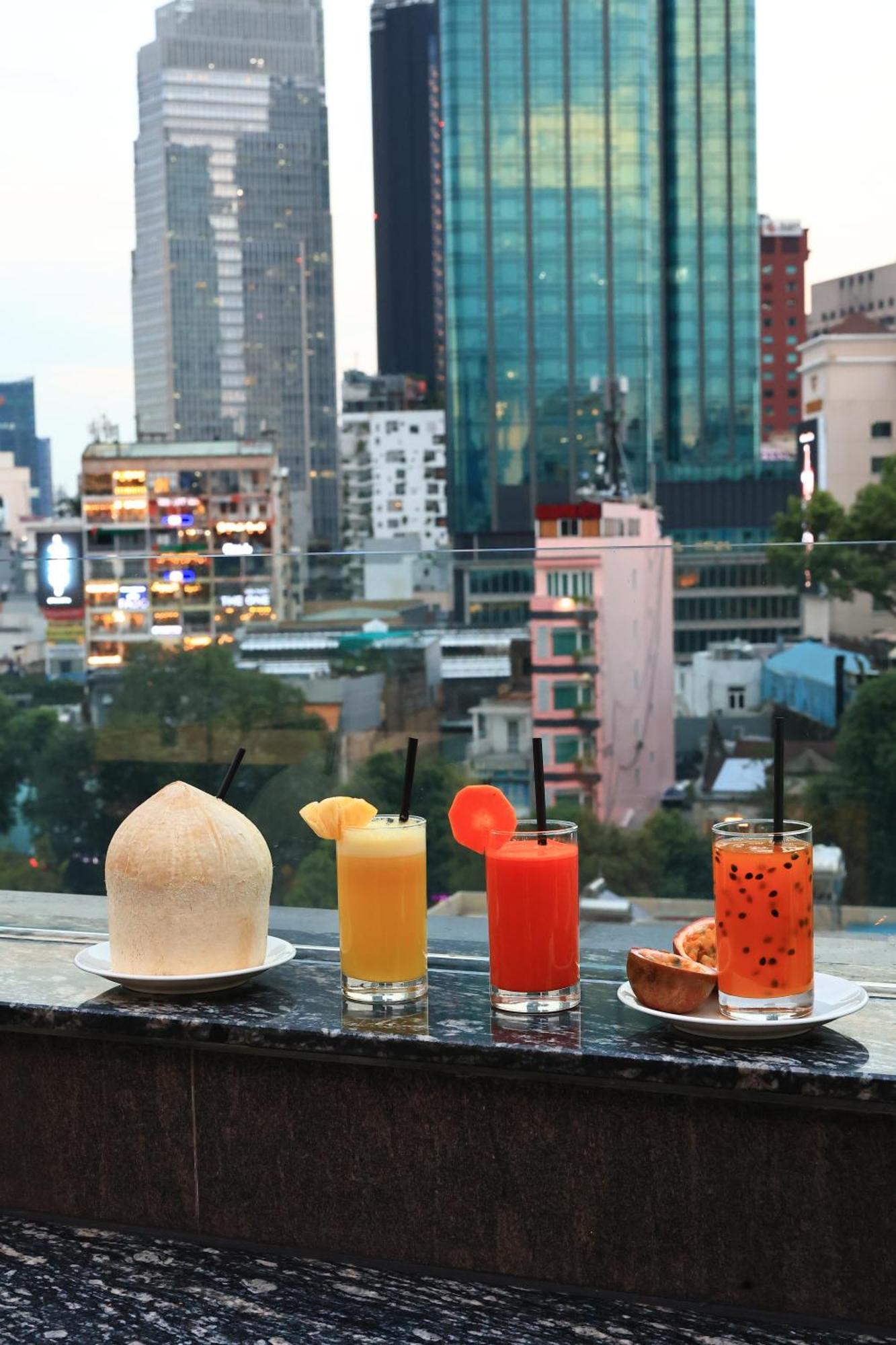 Hato Saigon Boutique Hotel & Rooftop Hô Chi Minh-Ville Extérieur photo