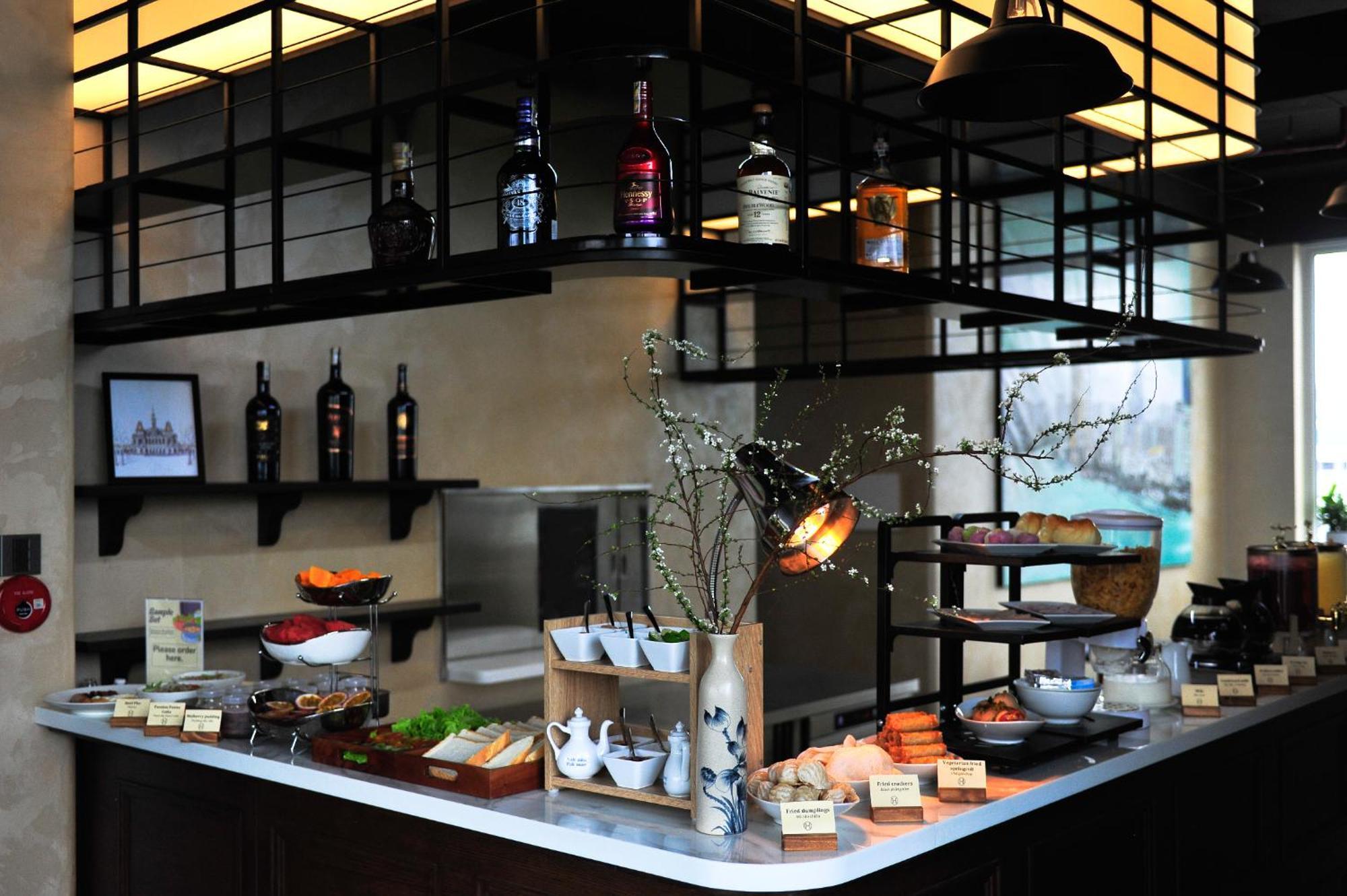 Hato Saigon Boutique Hotel & Rooftop Hô Chi Minh-Ville Extérieur photo